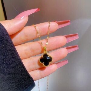Elegant Black and Gold Pendant Necklace